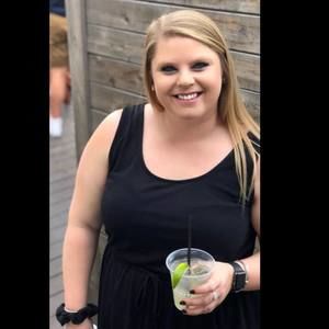 Meet your Posher, Angela